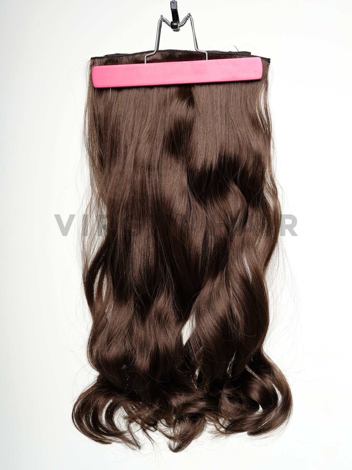 Csokoládébarna göndör szintetikus póthaj