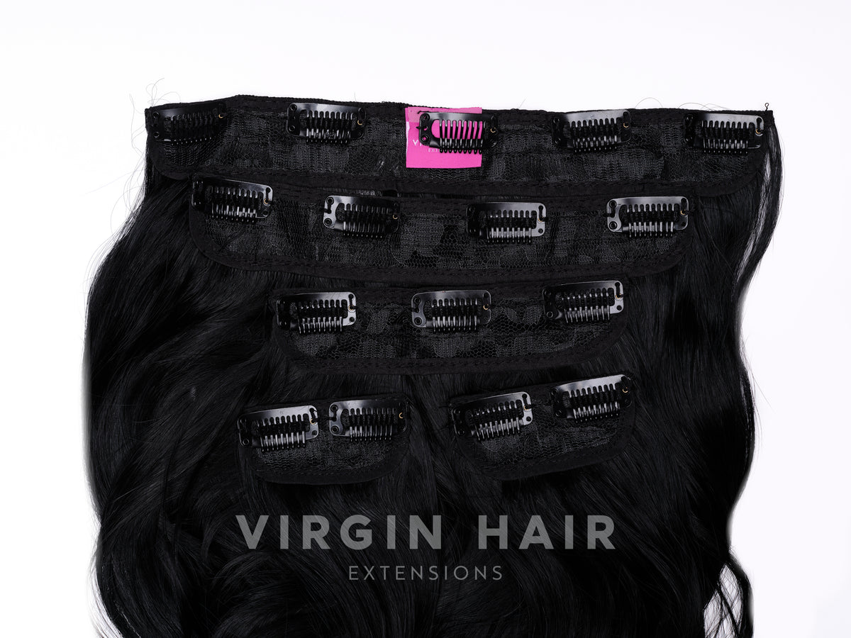 Fekete göndör szintetikus póthaj