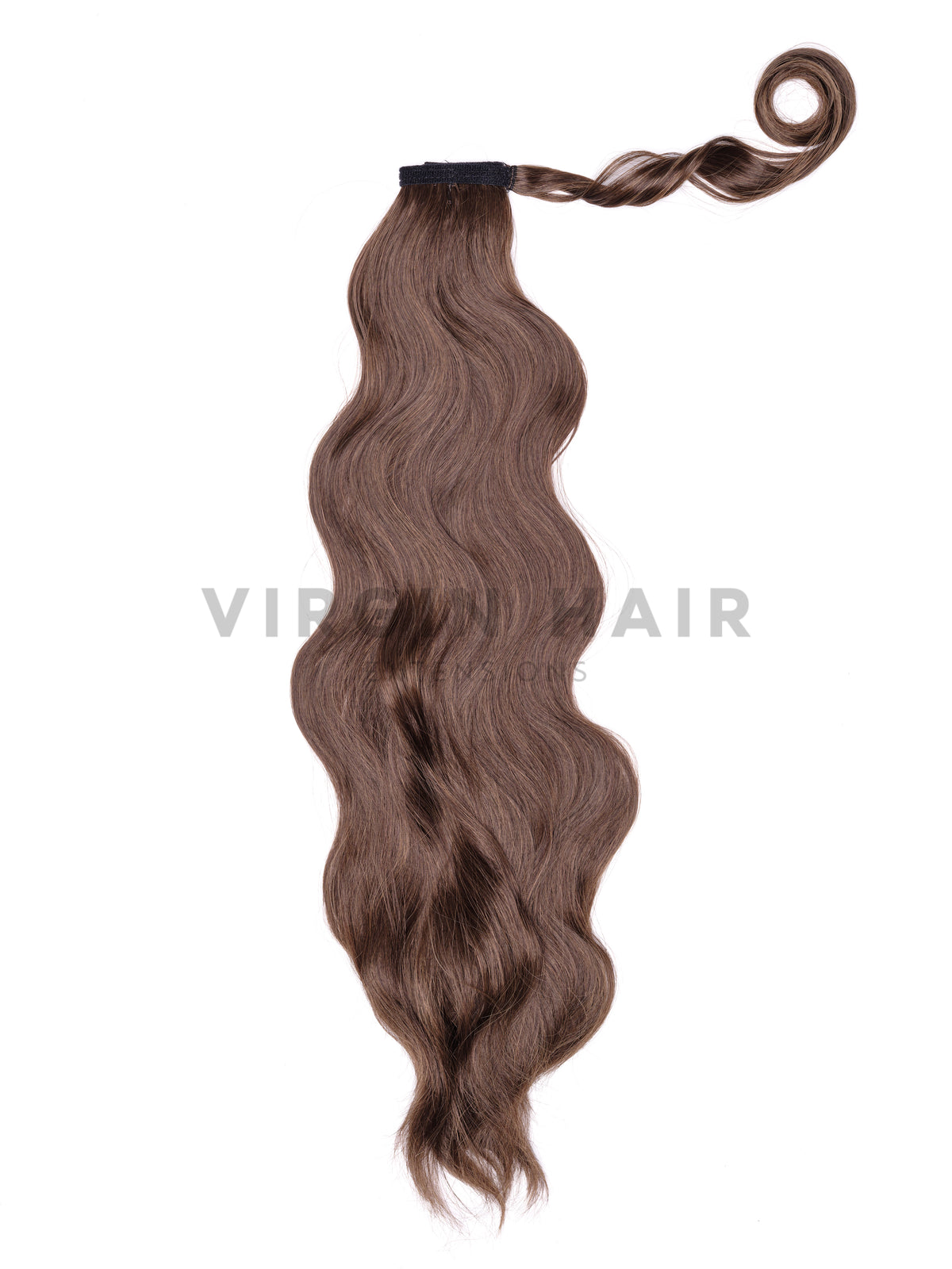 Középbarna színű hullámos copf