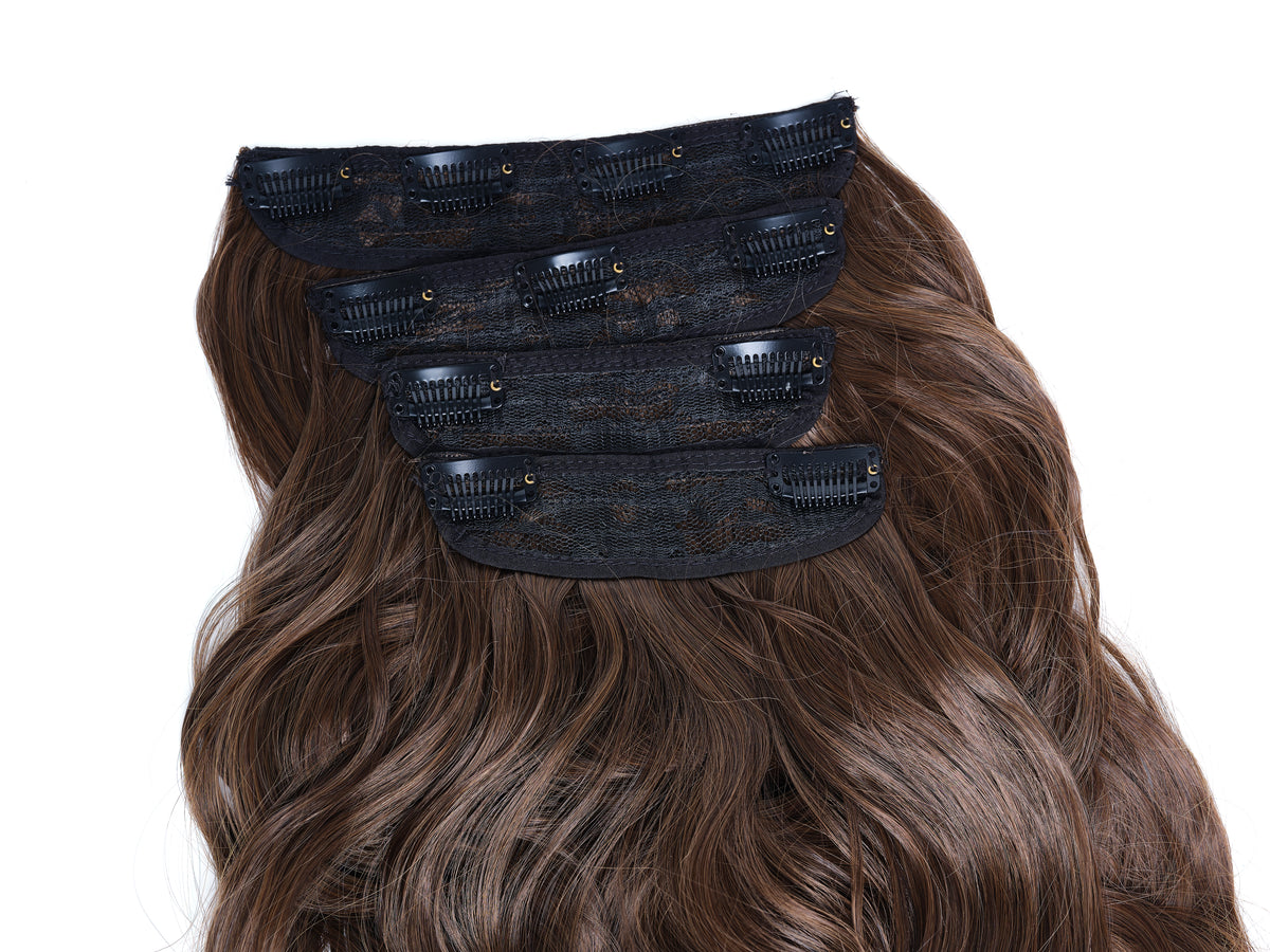 Középbarna tengerparti hullámos póthaj