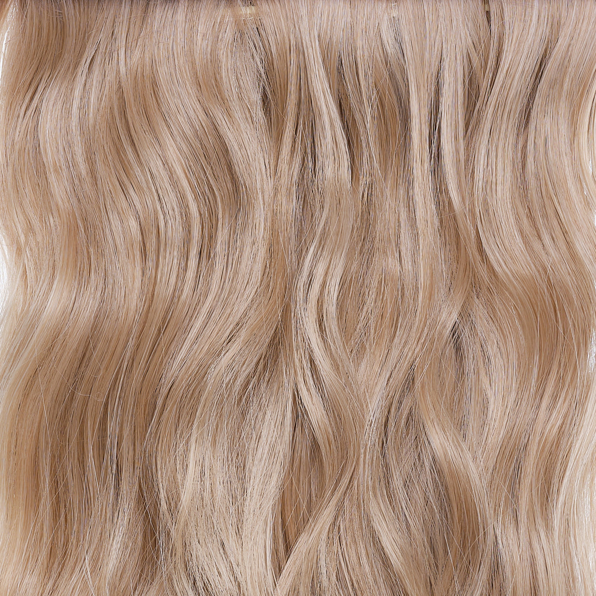 Természetes szőke tengerparti hullámos póthaj